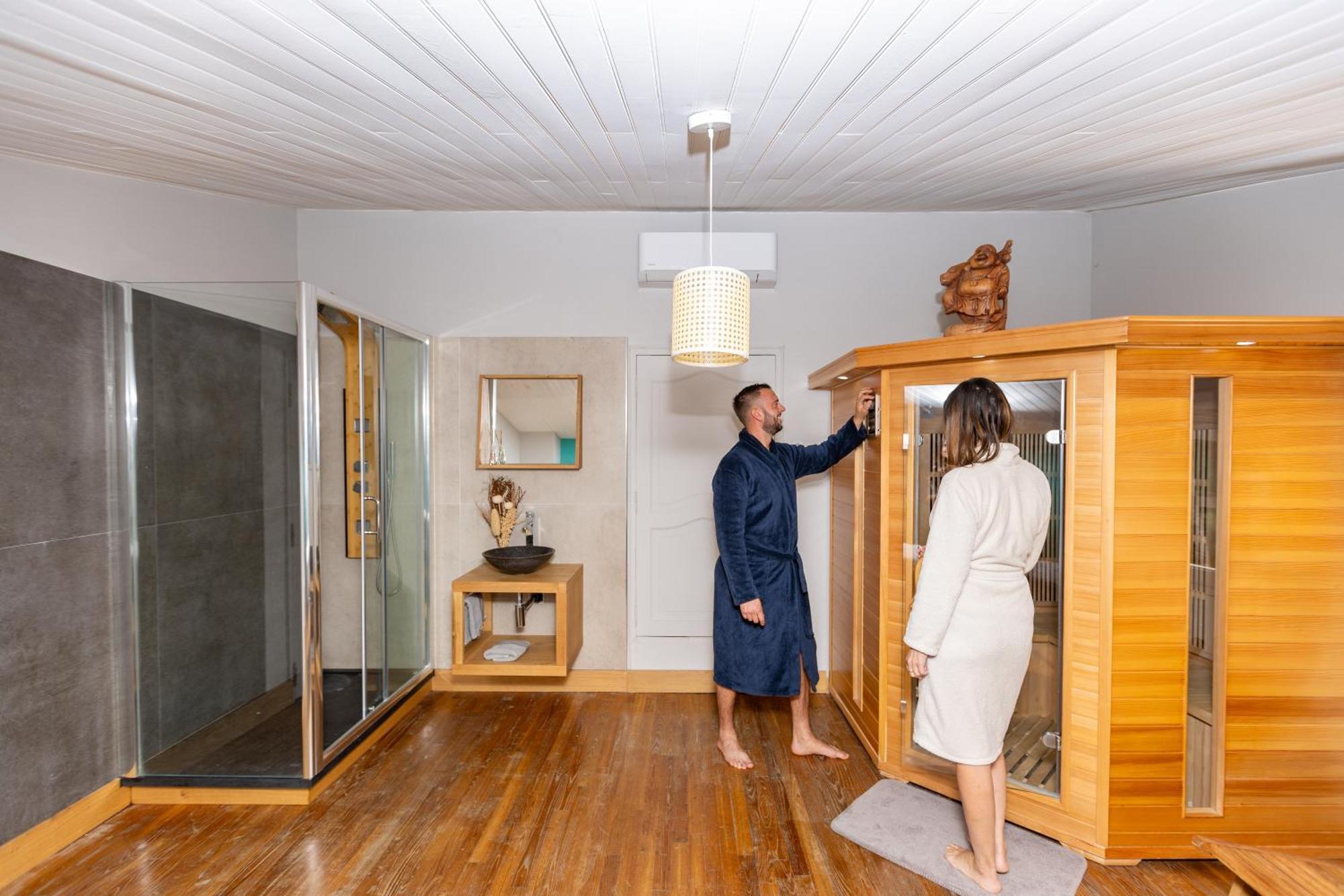 "Les Hauts Du Marquet" - Meuble De Tourisme 5 Etoiles - Gite De Groupe 15 Personnes En Cevennes - Piscine A Debordement - Balneo - Sauna - Nature Saint Jean du Pin Exterior foto
